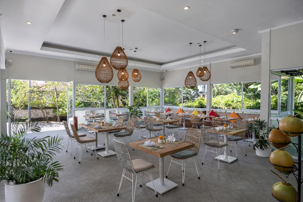 Tapa Tepi Kali Hotel.