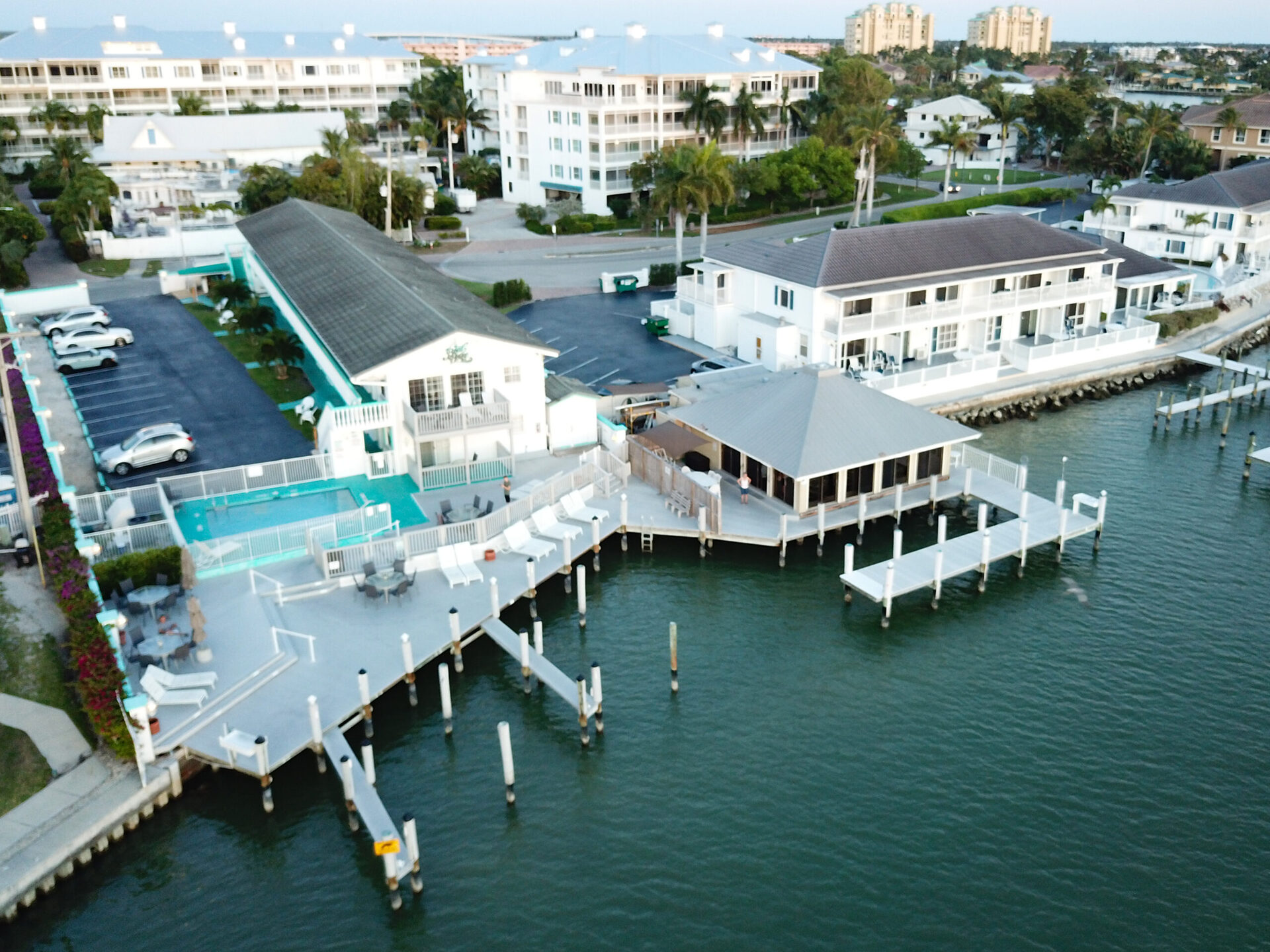 The BoatHouse Motel.