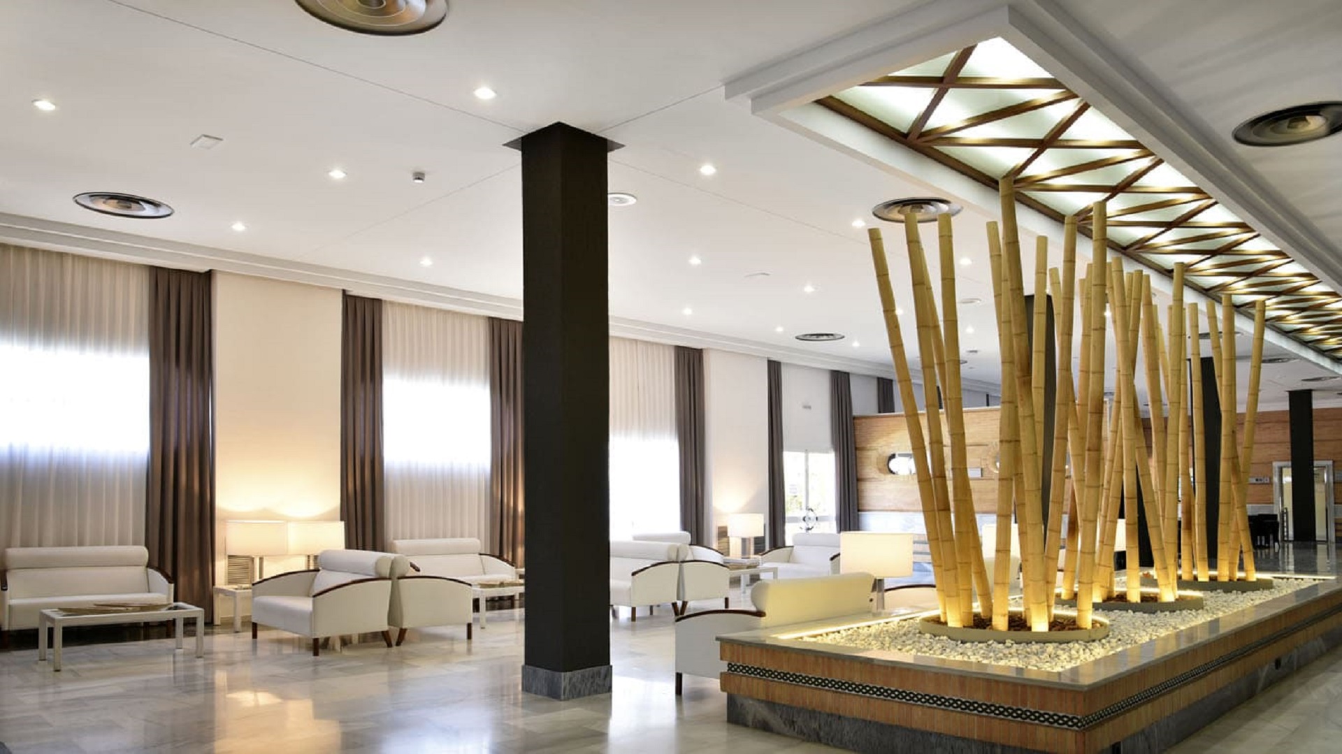 TRH La Motilla Business & Cultural Hotel.