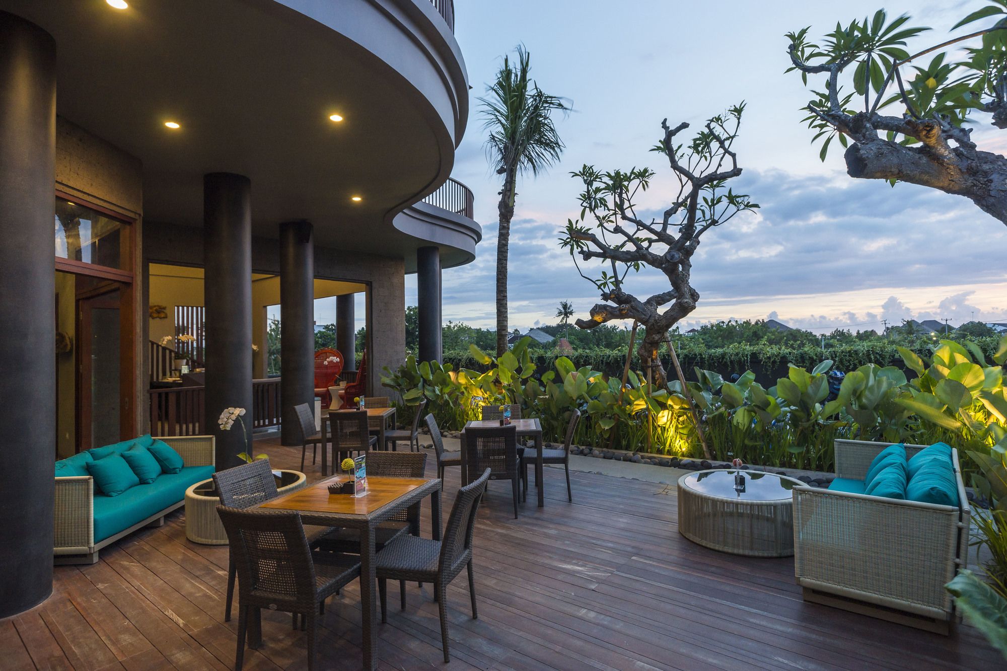 Sense Canggu Beach Hotel.