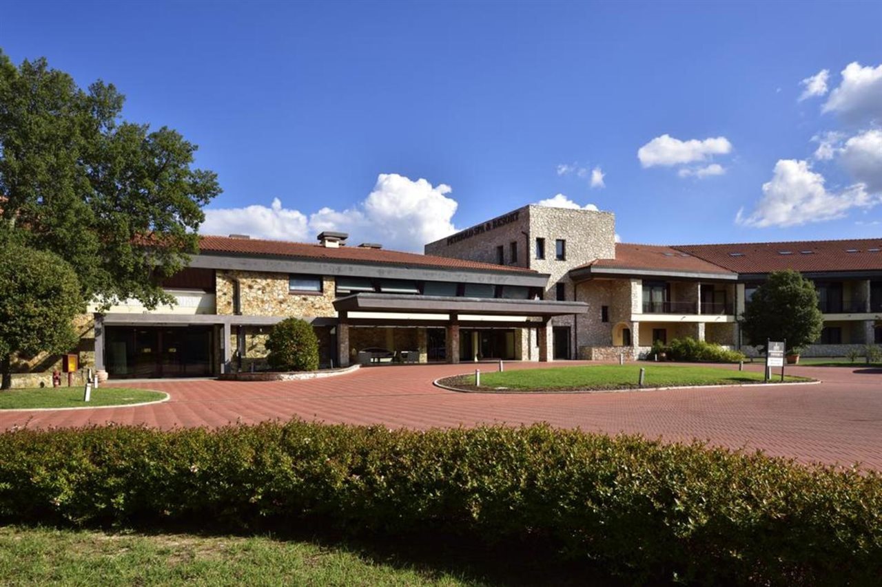 Mercure Petriolo Siena Terme Spa Hotel.