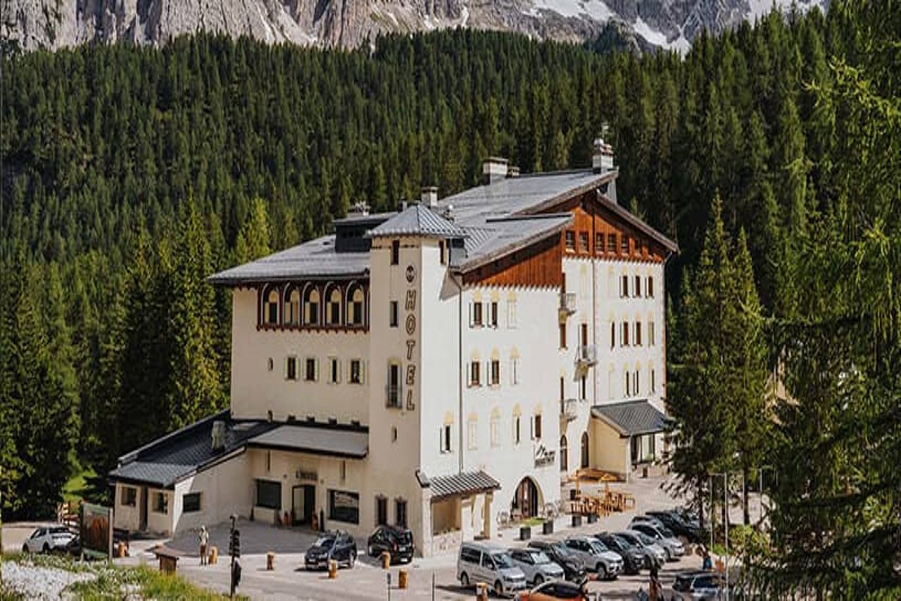 B&B HOTEL Passo Tre Croci Cortina.