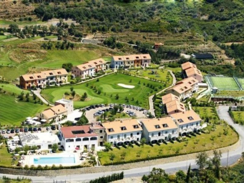Castellaro Golf Resort.